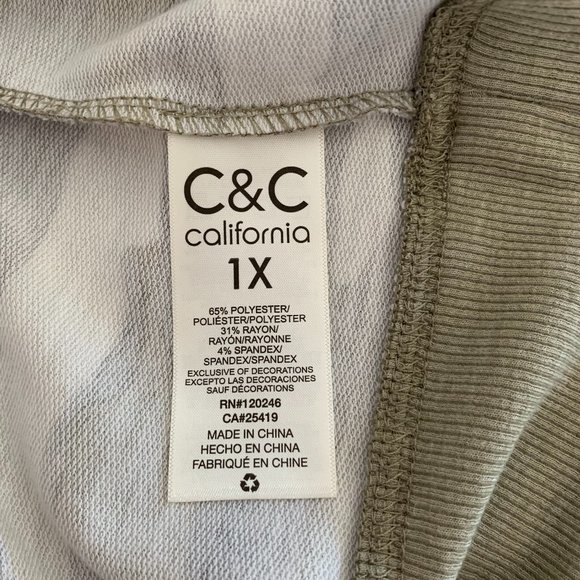 C&C California Alexa Camo Sweatshirt Crew Neck Top Green Gray Tan Size 1X NEW - Picture 6 of 6